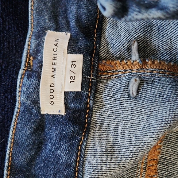 NEW Good American Cropped Boot Cut Flare Jeans Women’s 12/31 Stretch GLCMB336T - Picture 2 of 3